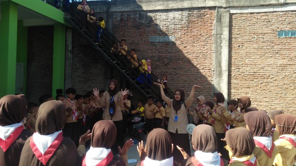 Kampanye CTPS Gosok Gigi dan Pembinaan Pangan Jajan Anak Sekolah